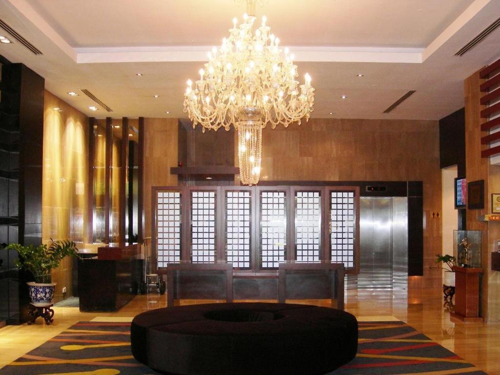 Tanahmas The Sibu Hotel Ngoại thất bức ảnh