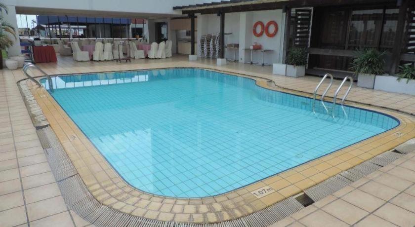 Tanahmas The Sibu Hotel Ngoại thất bức ảnh