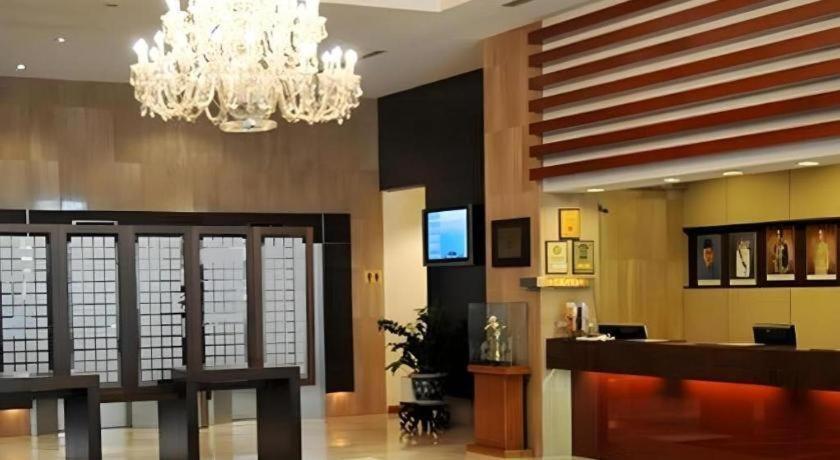 Tanahmas The Sibu Hotel Ngoại thất bức ảnh