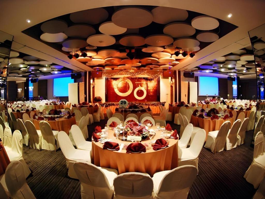 Tanahmas The Sibu Hotel Ngoại thất bức ảnh
